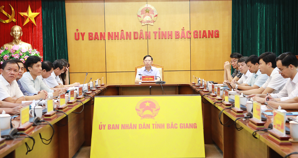 Thủ tướng Chính phủ làm việc với doanh nghiệp Nhà nước về thúc đẩy sản xuất kinh doanh và đầu tư...|https://xtdt.bacgiang.gov.vn/web/chuyen-trang-doanh-nghiep/chi-tiet-tin-tuc/-/asset_publisher/xvhKq8xN5Qb2/content/thu-tuong-chinh-phu-lam-viec-voi-doanh-nghiep-nha-nuoc-ve-thuc-ay-san-xuat-kinh-doanh-va-au-tu-phat-trien/20181